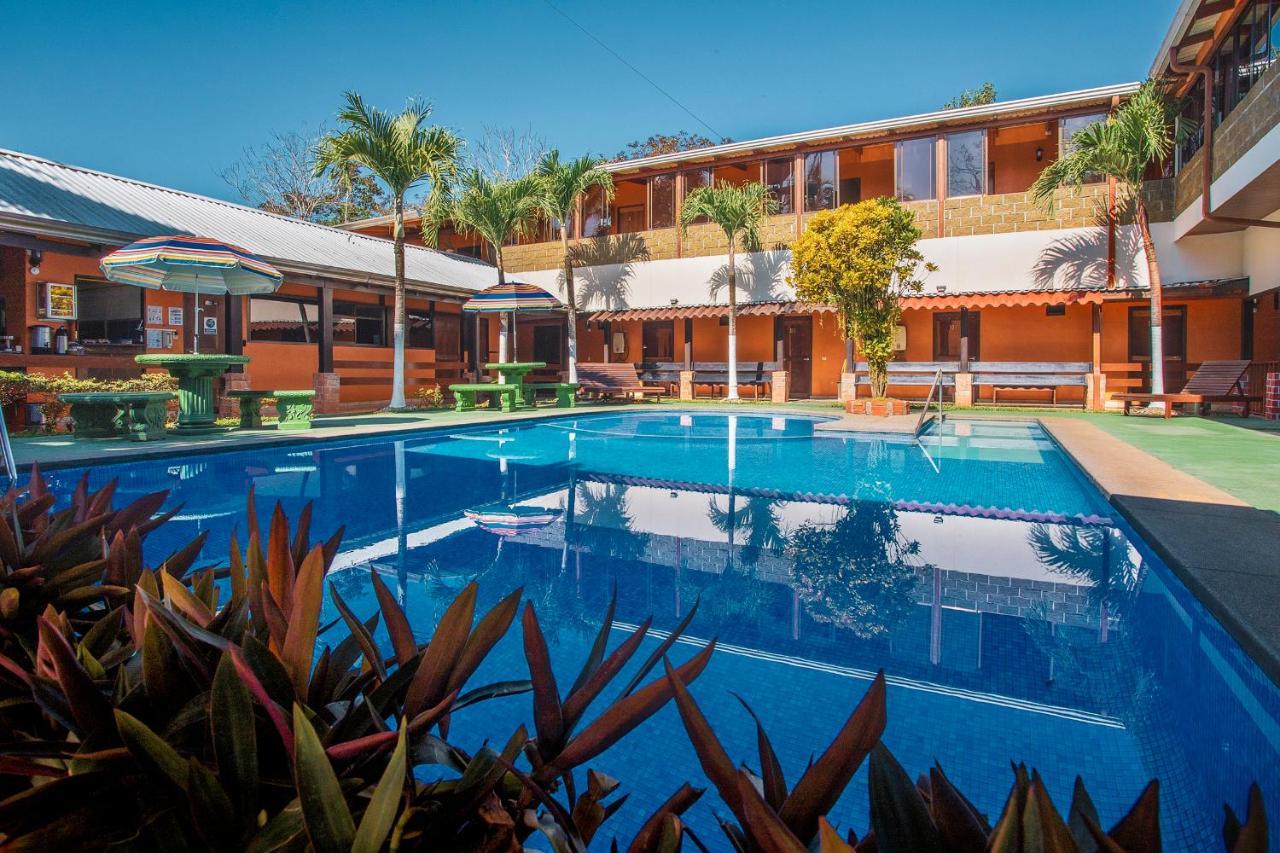 Hotel La Hacienda Quesada  Exterior foto