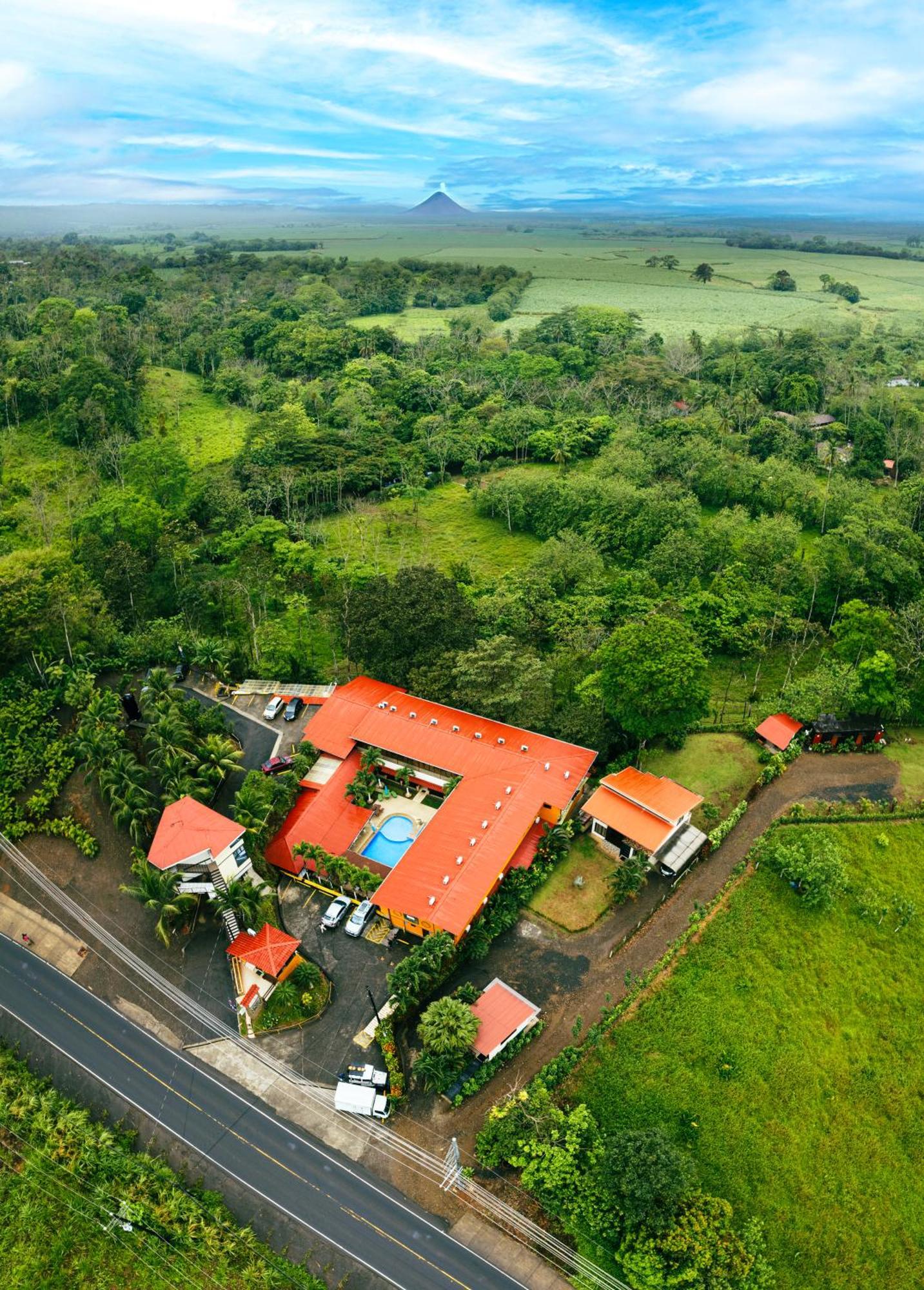 Hotel La Hacienda Quesada  Exterior foto